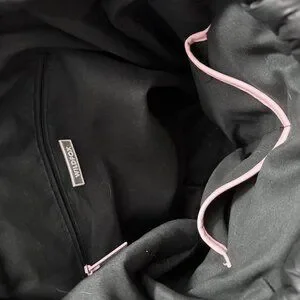 Wildfox Couture Black Pink Logo Puffer Drawstring Backpack One Size Wildfox Couture Black Pink Logo Puffer Drawstring Backpack  main image 2